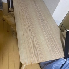【中古】木製テーブル　アイボリー