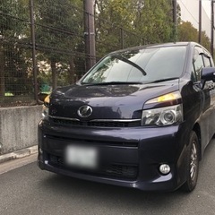 トヨタ　ヴォクシー  2013年式　車検2年取立て！ 両側パワス...