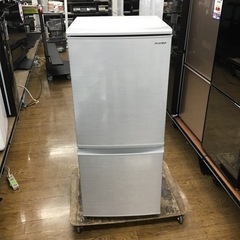 #B-45【ご来店頂ける方限定】SHARPの2ドア冷凍冷蔵庫です