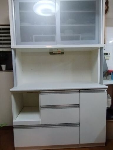 ニトリ　キッチンボード　食器棚120ｾﾝﾁ巾