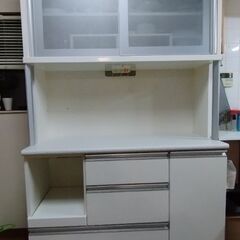 ニトリ　キッチンボード　食器棚120ｾﾝﾁ巾