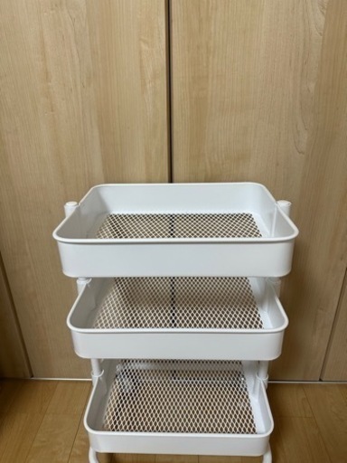 ニトリ　ワゴン　スチールワゴン　収納