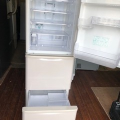 大人気 シャープ SHARP SJ-PW35C-C [プラズマクラスター冷蔵庫（350L・どっちもドア） 3ドア ベージュ系/サクラベージュ]