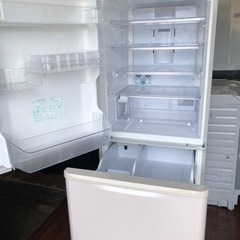 大人気 シャープ SHARP SJ-PW35C-C [プラズマクラスター冷蔵庫（350L・どっちもドア） 3ドア ベージュ系/サクラベージュ]