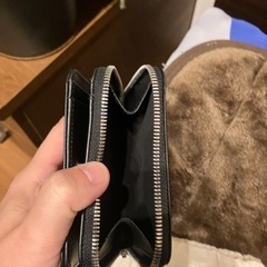 APC パンチング二つ折りウォレット