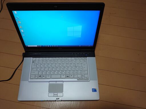 \u003c\u003c受け渡し者様　決定\u003e\u003e　投稿８台目・ 富士通 LIFEBOOK E780A　i5　windows10