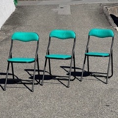 【2月末〆切】パイプ椅子　アイリスオーヤマ　(全部で3脚有ります)　