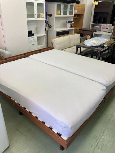 【お取引中】キングサイズご利用推奨 シングルベッド 2台セット シーツカバー マットレスセット ブラウン★7858★
