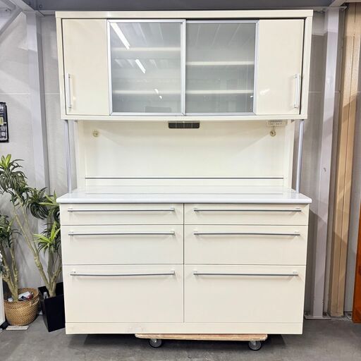 W 16092  【引き取りで10,000円！！】2枚ガラス扉キッチンボード　食器棚　幅160cm   ◆大阪市内・東大阪市他 5,000円以上ご購入で無料配達いたします！◆ ※京都・高槻・枚方方面◆神戸・西宮・尼崎方面◆奈良方面、大阪南部方面　それぞれ条件付き無料配送あり！