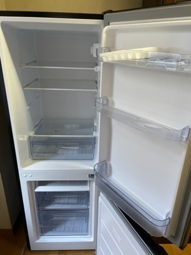 【使用期間3ヶ月‼️】一人用冷蔵庫 保証期間内！