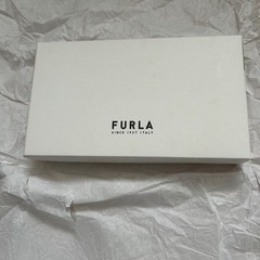 新品FURLA ピンクベージュ　財布