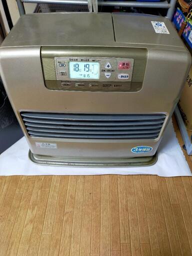 受け渡し者決定ダイニチ 大容量！ 値段相談可能 [石油ファンヒーター（木造18畳まで、コンクリート24畳まで）