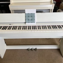 中古美品、配送可能Roland F-110-WH88鍵盤 電子ピアノ