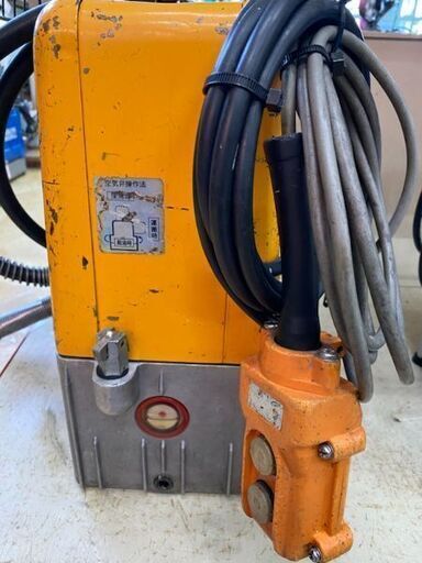 451 電動油圧ポンプ イズミ 泉精器製作所 R14E-F 中古現状品