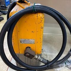 451 電動油圧ポンプ イズミ 泉精器製作所 R14E-F 中古現状品