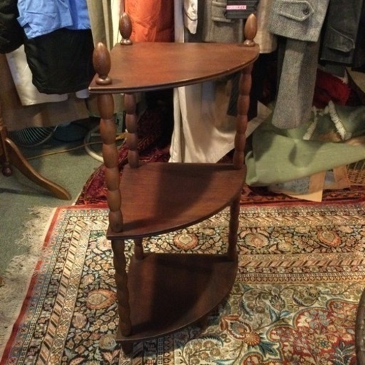 ナジコ Najiko 壁掛けシェルフ 壁掛け棚　家具　棚　飾り棚　昭和レトロ ナジコ Najiko 壁掛けシェルフ 壁掛け棚 飾り棚 昭和レトロ ナジコ