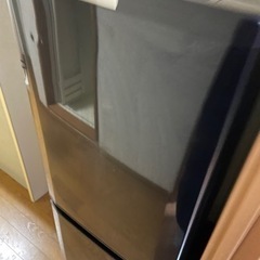 冷蔵庫　無料　取引者決まりました。