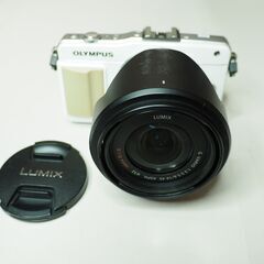 OLYMPUS E-PM2　M4/3 ミラーレス一眼カメラ　 ホ...