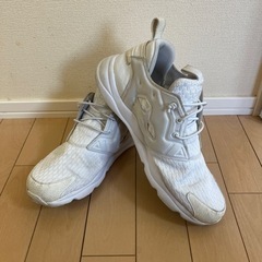 【中古】Reebok リーボック　スニーカー　27.5センチ