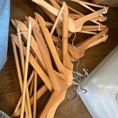 IKEA 木製ハンガー 13個