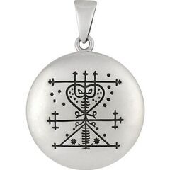 MM: Silver Maman Brigitte Veve Pendant