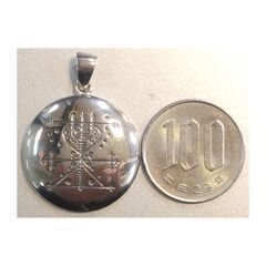 MM: Silver Maman Brigitte Veve Pendant