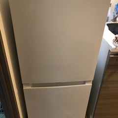 冷蔵庫　300円　2022年購入