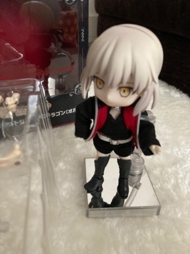 fate フィギュア ねんどろいど アルトリア 人形