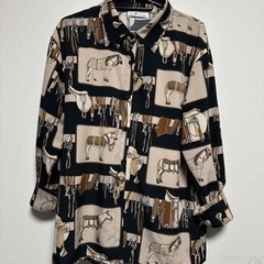 プラリネ 柄シャツ モード系  オシャレ フリーサイズ