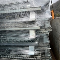 中古鉄パレット　鉄カゴ　メッシュ