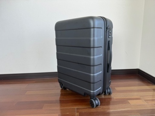 無印良品　バーを自由に調節できる　ハードキャリーケース（３６Ｌ）