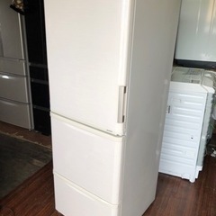 北九州市内配送無料　保証付き　大人気 シャープ SHARP SJ-PW35C-C [プラズマクラスター冷蔵庫（350L・どっちもドア） 3ドア ベージュ系/サクラベージュ]