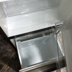 おすすめ　北九州市内配送無料　保証付き　2ドア冷蔵庫 （184L）　ARF-A18-S シルバー