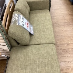 KB-41【新入荷　リサイクル品】スツール付き　2シーターソファ　カーキ色