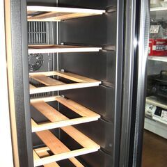 143/215 PlusQ ワインセラー 12本 2021年製 BWC-012P