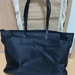 リクルート　バッグ　黒　中古