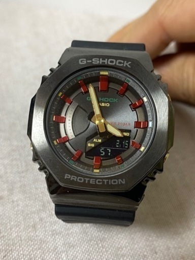 美品【CASIO/G-SHOCK】デジアナ メンズ腕時計 GM-S2100CH