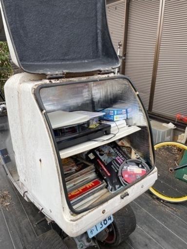 キャノピー白、BOX付き Uberデビュー‼️