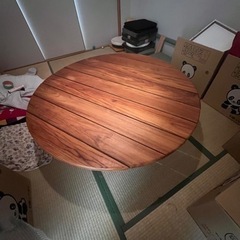 目黒の高級家具の円卓テーブル (購入時は20万以上しました) 
