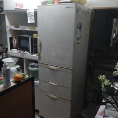 あげます!　古い冷蔵庫ですが😅