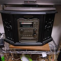 レトロなCD.ラジオ.レコードプレーヤー