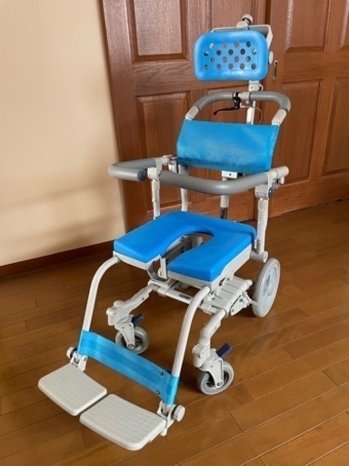 【介護シャワーチェア】楽チルセーフティロック　U型シートヘッドレスト付