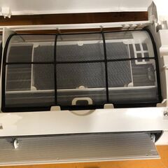 ☆中古￥26,800！ダイキン　2.2kwルームエアコン　家電　2021年製　ATE22YSE9-W型　【BB129】