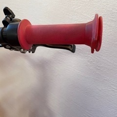 ヨツバサイクル 16インチ ヒーローレッド