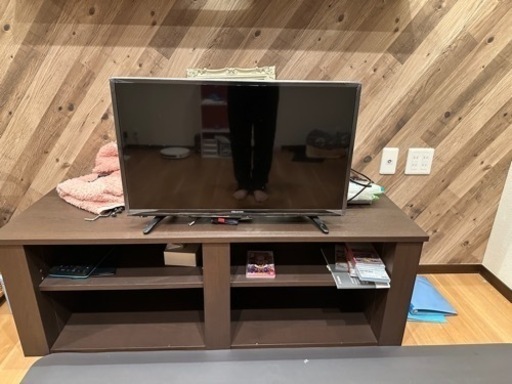 【取引中】2017年製　美品　Hisence 液晶テレビ