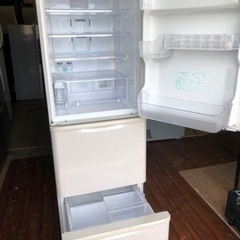 福岡市内配送設置無料　シャープ SHARP SJ-PW35C-C [プラズマクラスター冷蔵庫（350L・どっちもドア） 3ドア ベージュ系/サクラベージュ]