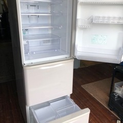 福岡市内配送設置無料　シャープ SHARP SJ-PW35C-C [プラズマクラスター冷蔵庫（350L・どっちもドア） 3ドア ベージュ系/サクラベージュ]