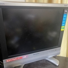 AQUOS 15V型テレビ
