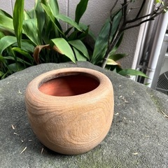 木目風陶器火鉢