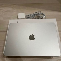 Mac Book Air M2 13.6インチ